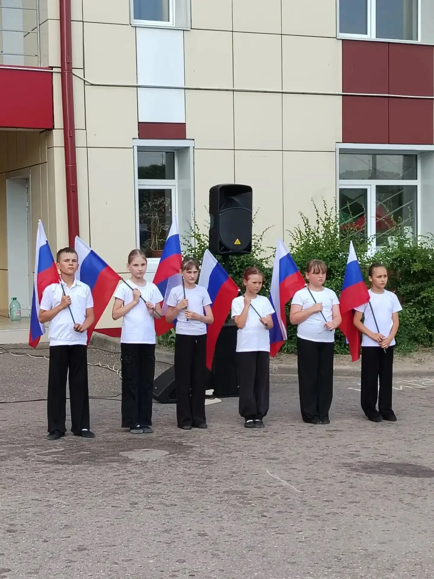 Село Березичский стеклозавод 12 июня отпраздновало свой 114-й День рождения. Это не просто населенны