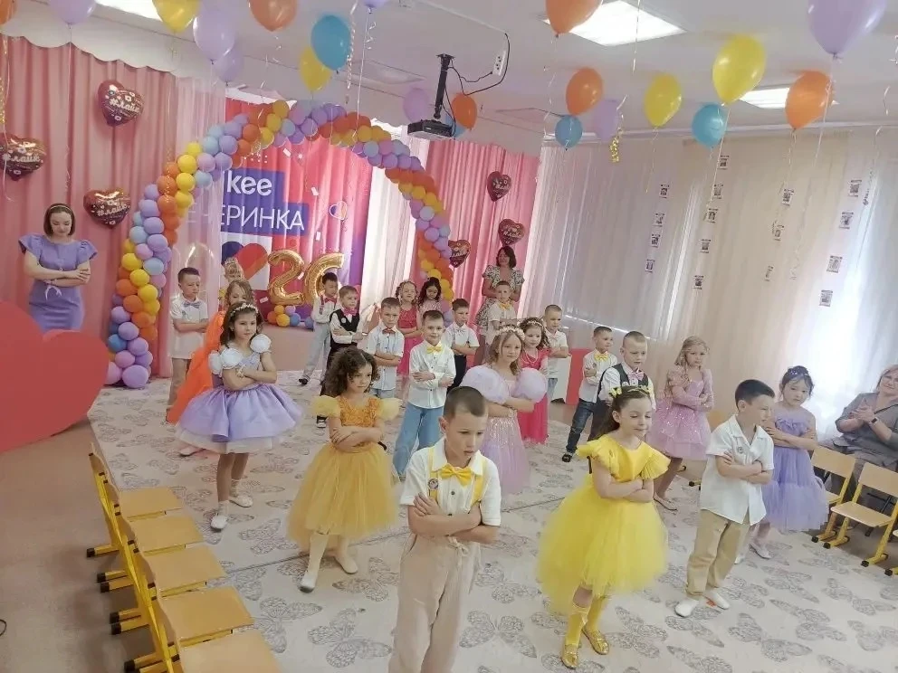 ✨ Сегодня особенный день — наши малыши прощаются с детским садом и делают первый шаг к ...