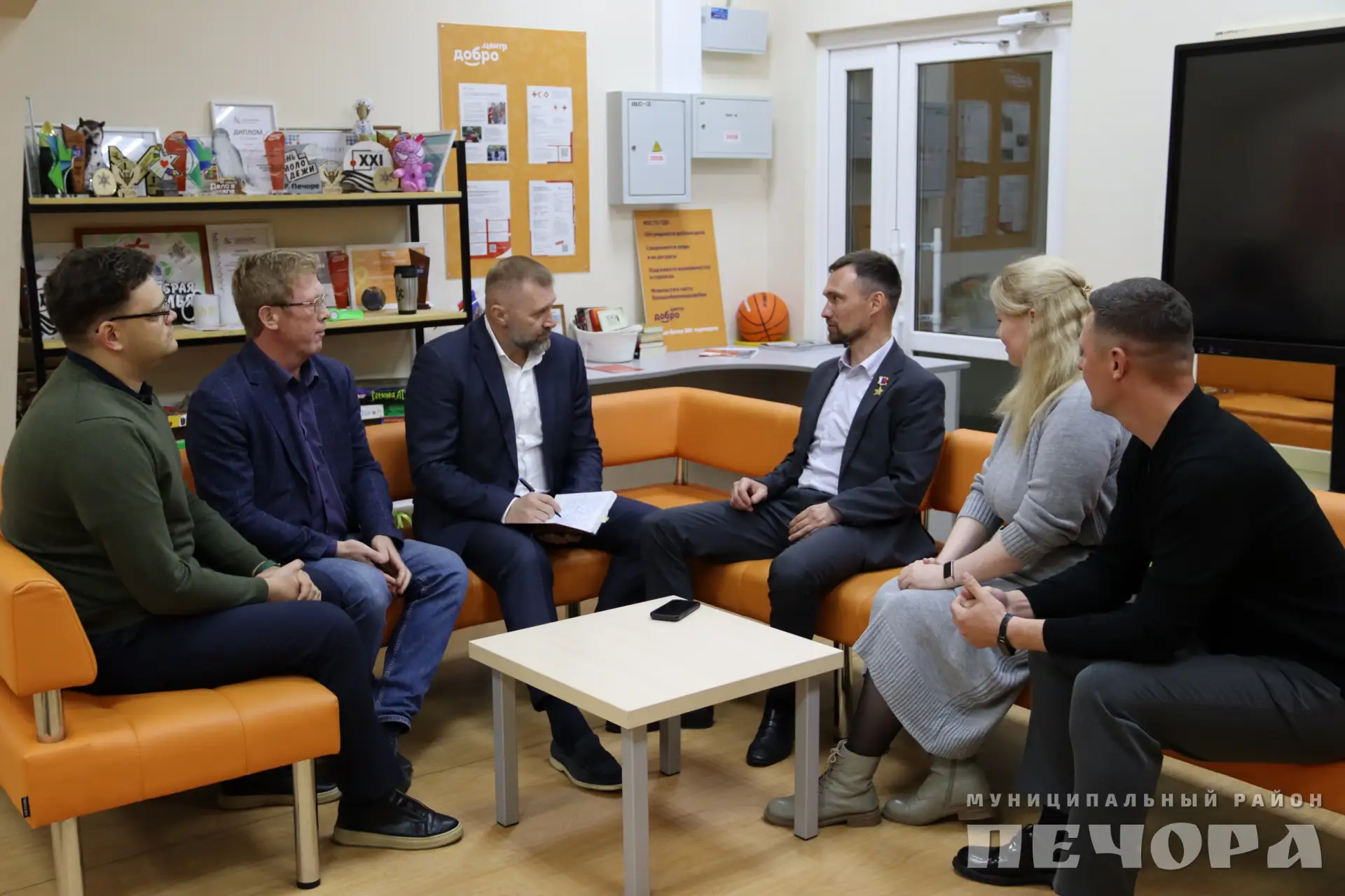Заместитель Председателя Государственного Совета Республики Коми Станислав Кочев посети...