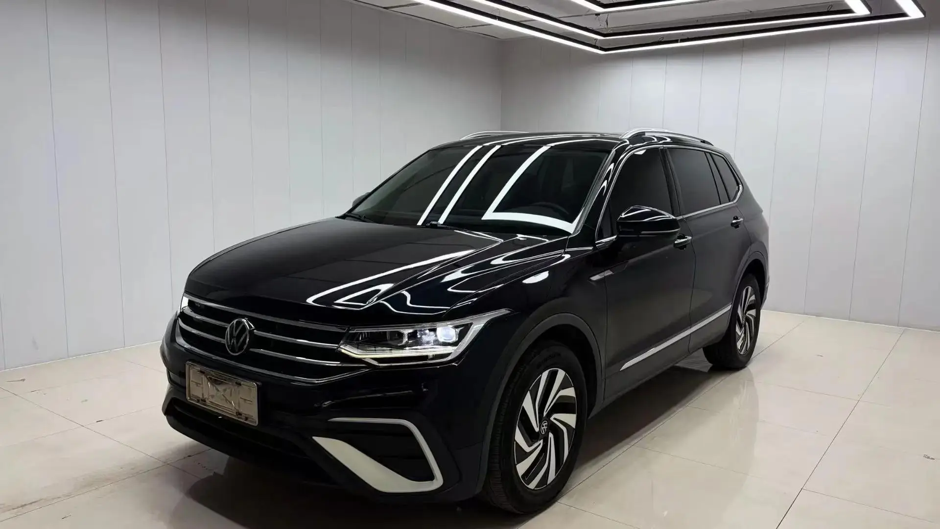 🔥Volkswagen Tiguan L 280TSI 2022 года