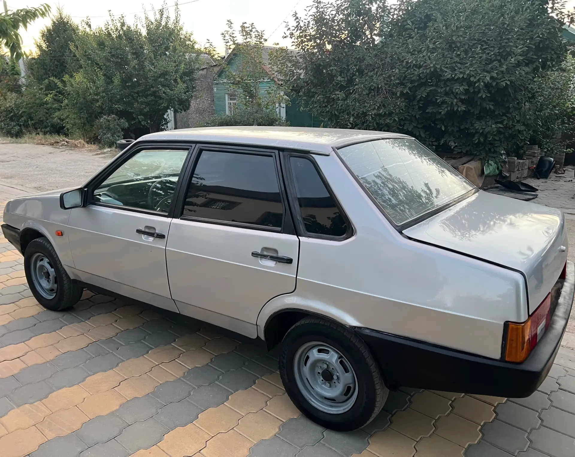 🚗 ВАЗ 21099 (2003 г.в.)