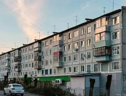 🌳 На улице Максима Горького в Калуге начали удалять аварийные деревья

Специалисты удаляют деревья,