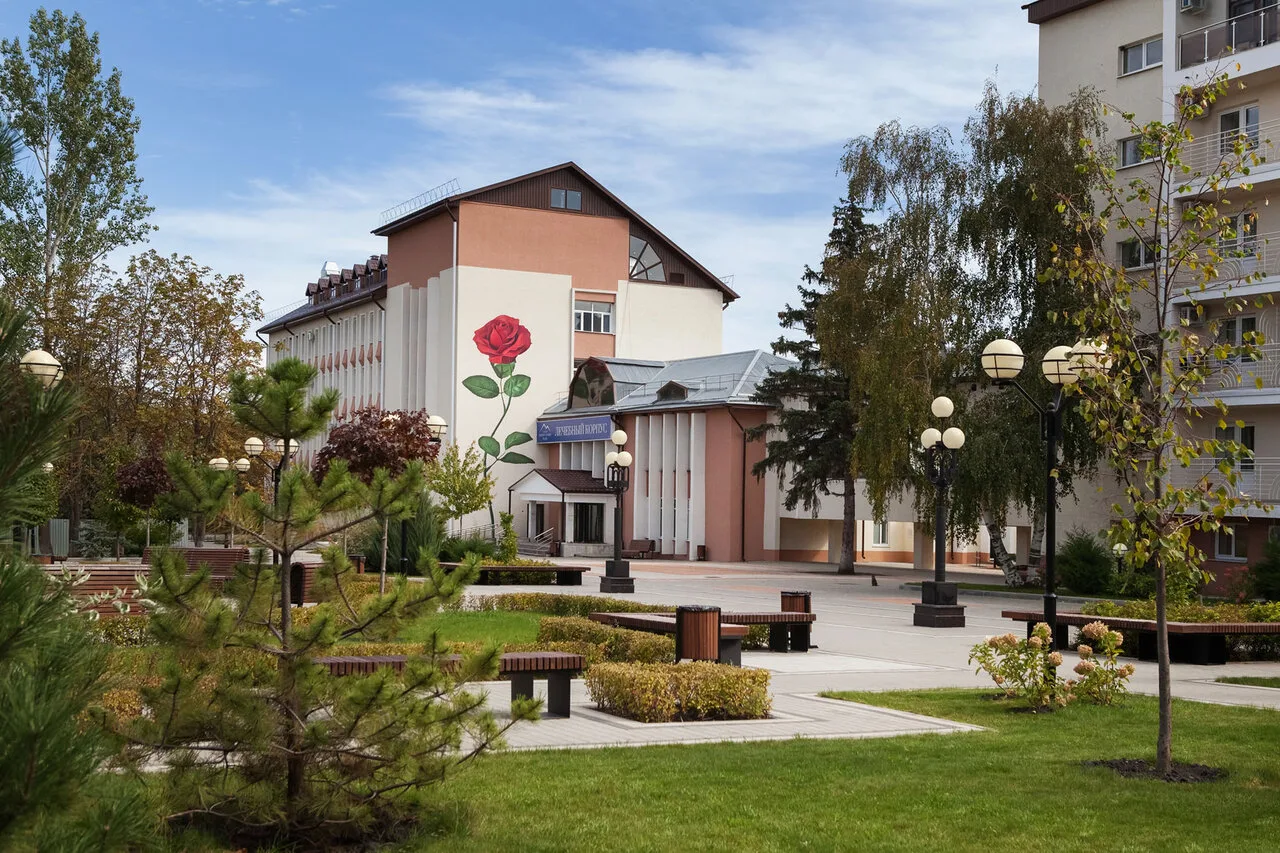 Елизавета 4*