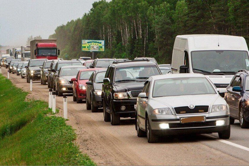 Недавно прочитал новость, что каждый второй водитель принципиально не пропускает «обоче...