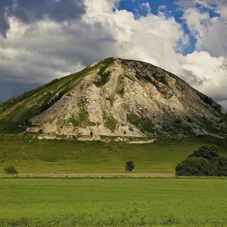 ⛰️Башкирии женщина застряла на горе Торатау