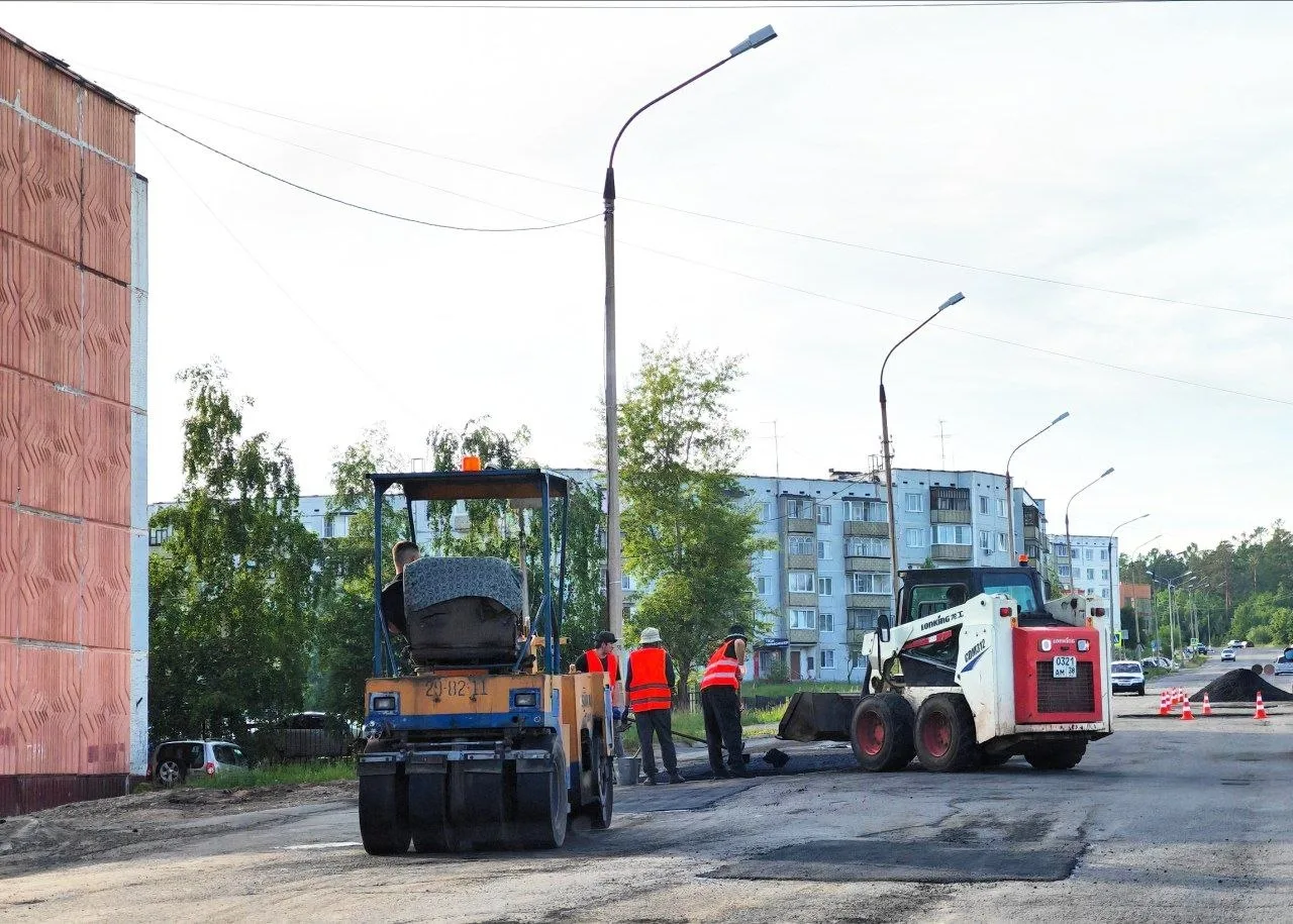 На живом примере можно сейчас посмотреть, насколько сильно отклоняется подрядчик от требований к рем