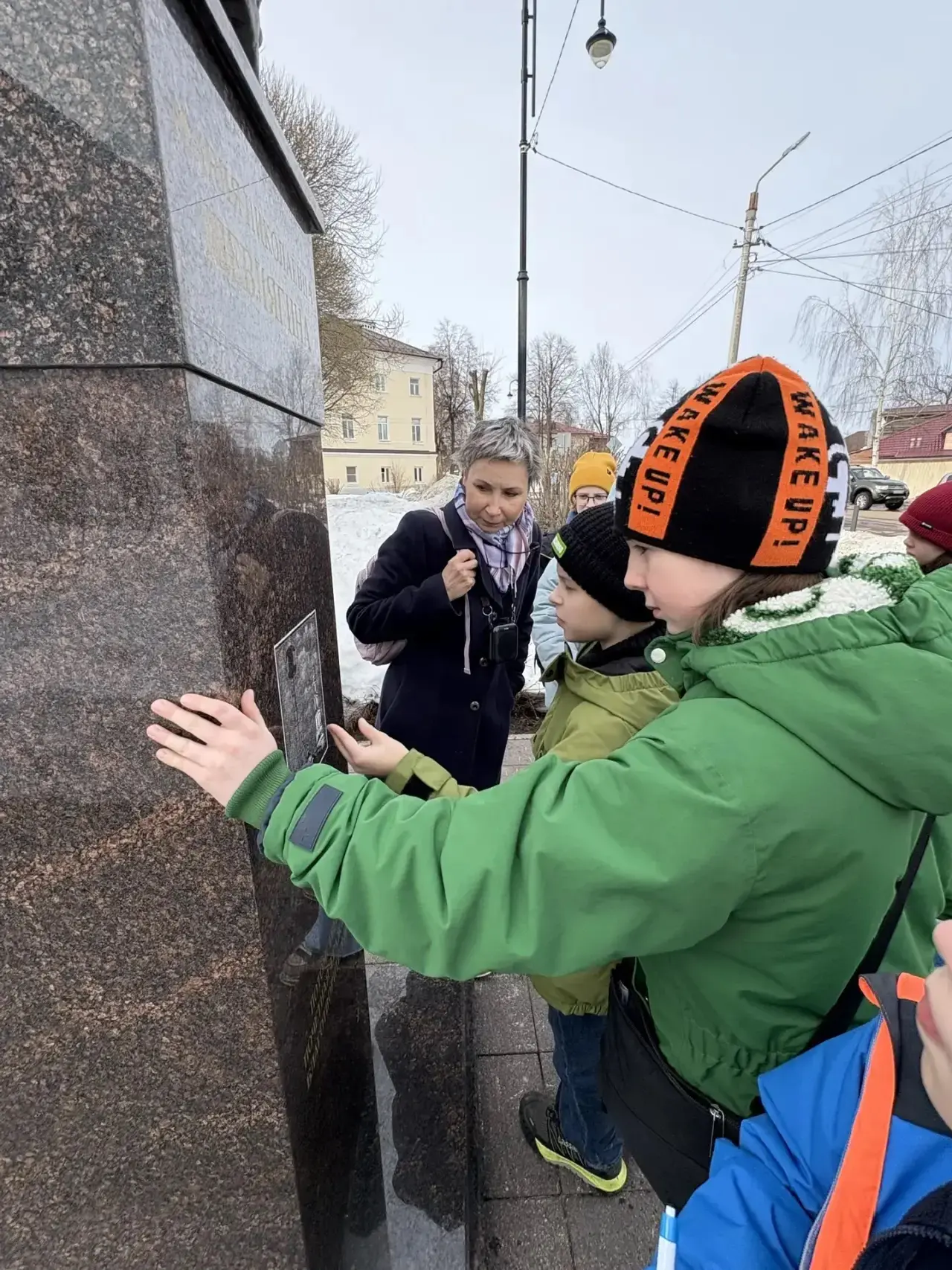 Сказ о том, как доблестный 5 «И» крепость Коломенскую покорял  🗺️ Наши пятиклассники побывали в путе