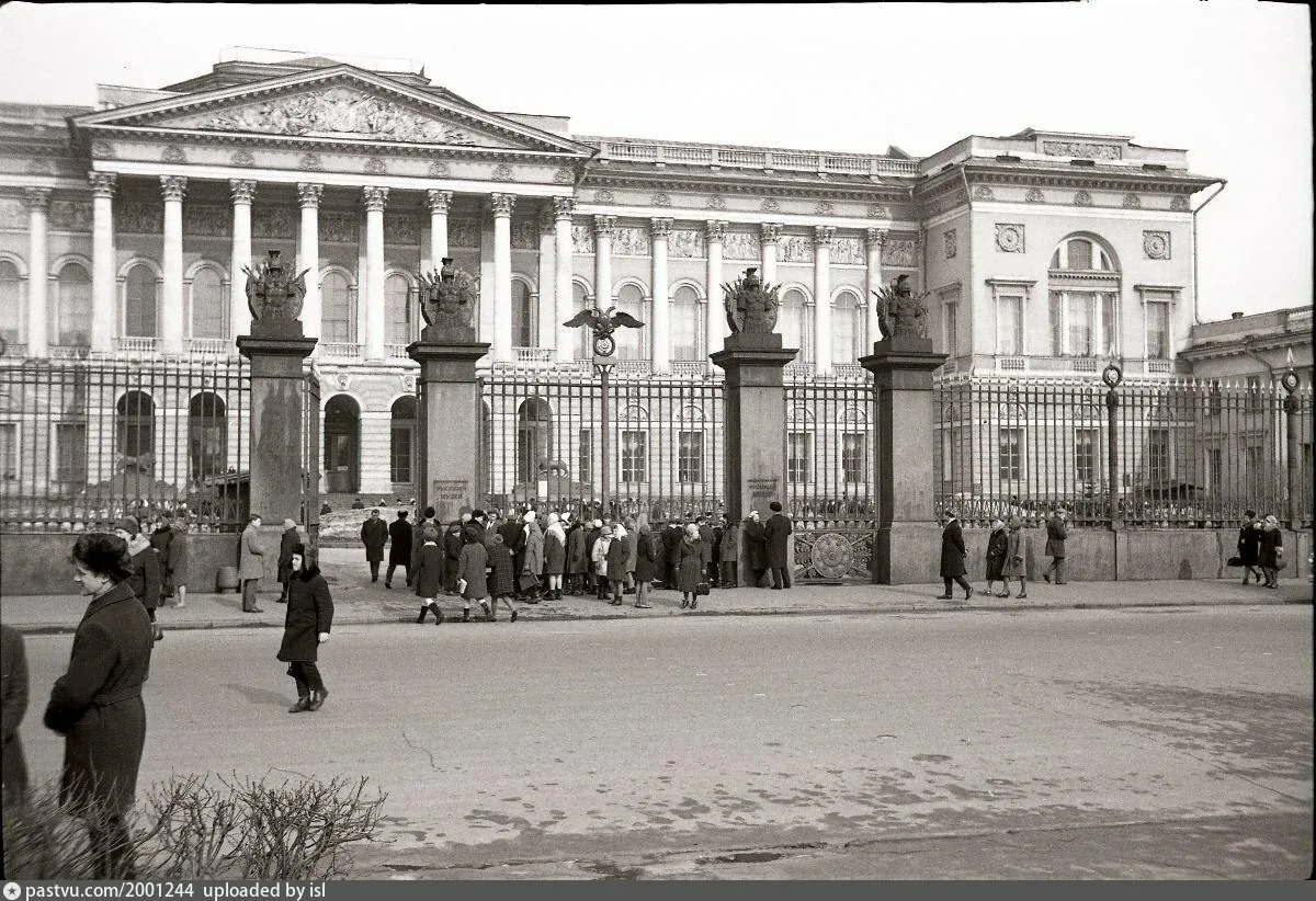 ДЕНЬ В ИСТОРИИ САНКТ-ПЕТЕРБУРГА – 09 МАЯ     📍В 1911 году в Технологическом институте ученый-физик Б