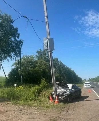 В Кирове 18-летняя девушка на «Ауди» врезалась в столб

В воскресенье, 14 июня, в шесть часов утра в