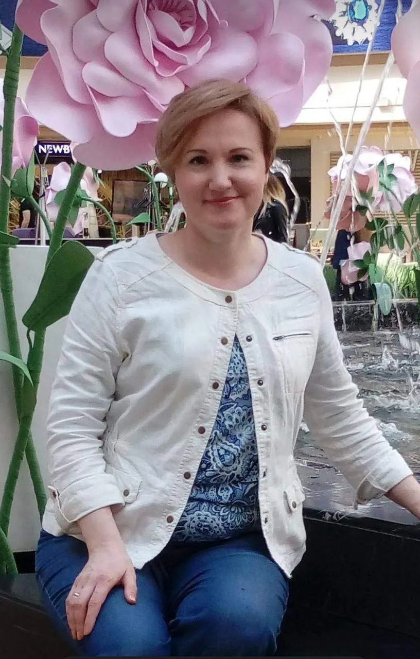 😳Так и не скажешь...

А здесь мне вообще 36🙈 Кажется, я хакнула систему — в 45 выгляжу моложе и ху