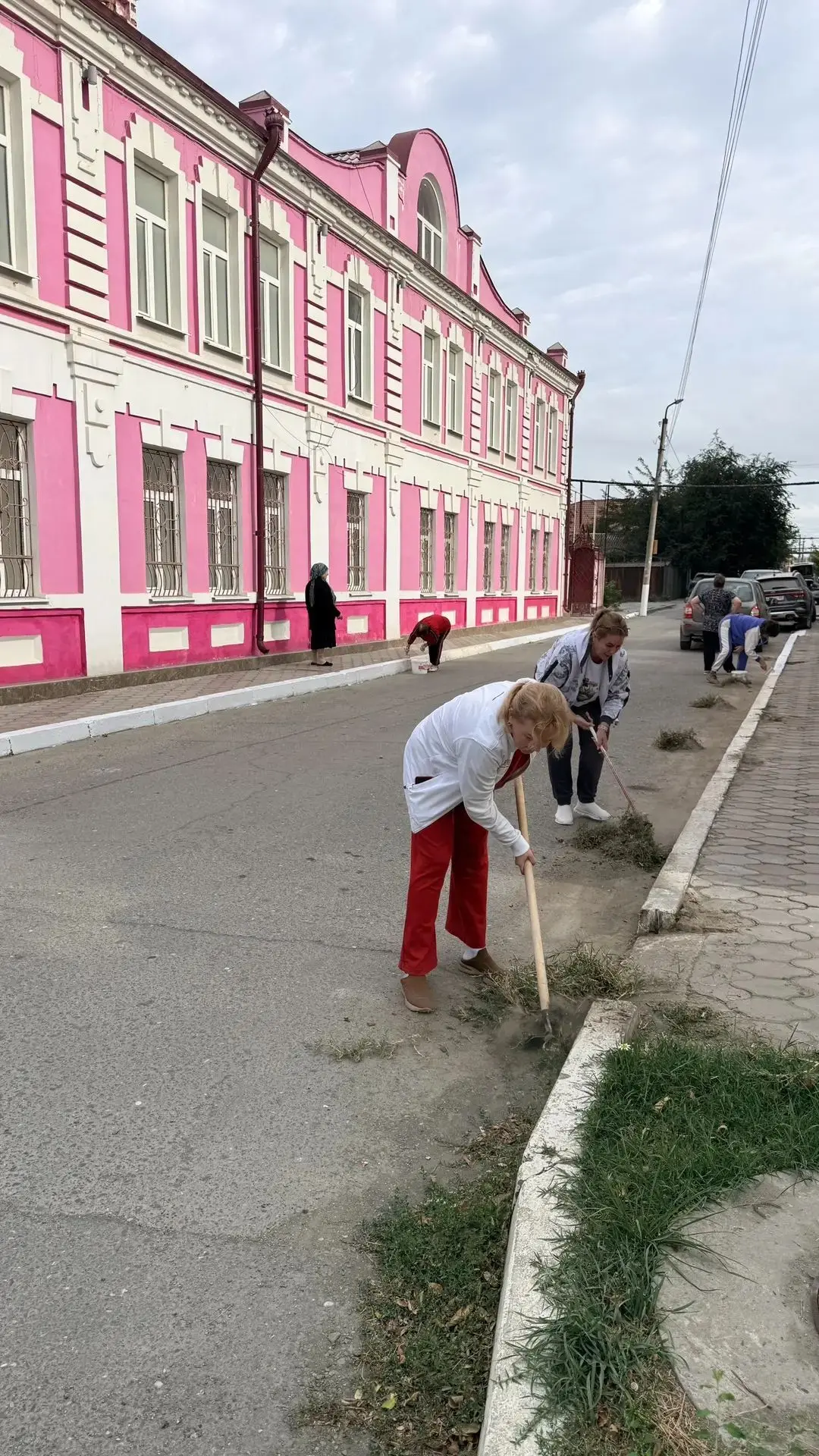 Отличный пример заботы о родном городе всегда показывает коллектив Музея современной ис...