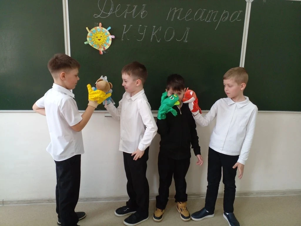 💜🦅 Орлята России 🎭 сотворили настоящее волшебство своими руками к Дню театра кукол! 🤩  Учащиеся 1"В"