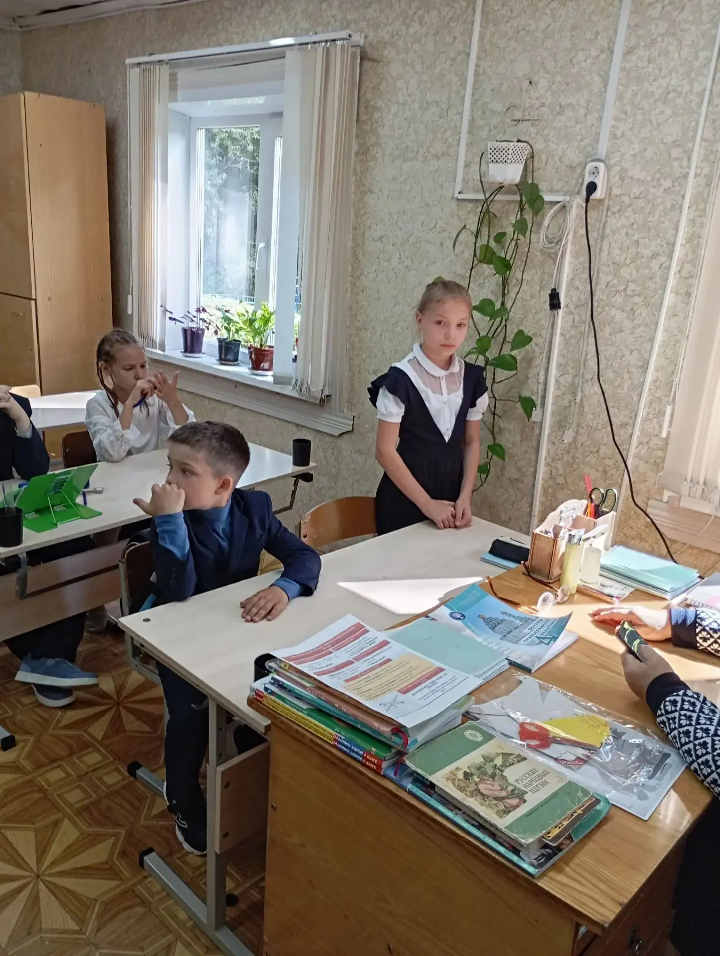 И в Сорокинской школе провели классный час "Помним Беслан. Уроки добра и мира"