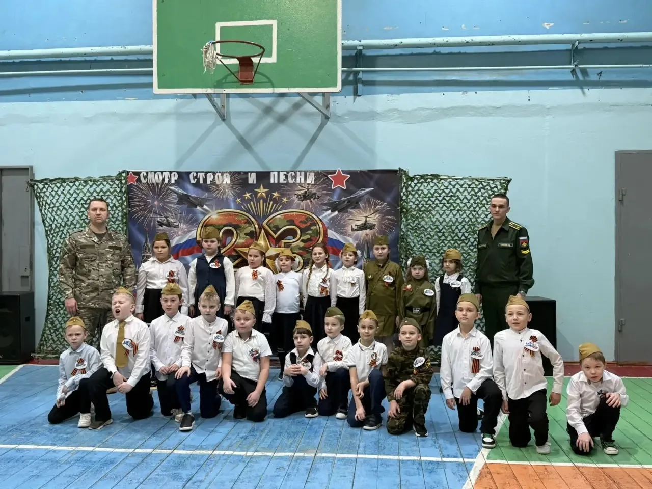 ⭐️Общешкольное военно-патриотическое мероприятие «Смотр строя и песни» 2️⃣День второй.  👩🏻‍🤝‍👨🏼Участ