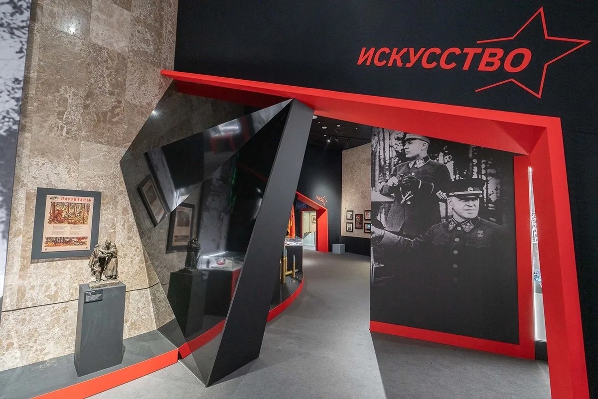 Приглашаем на бесплатный концерт и экскурсию «Герои Отечества»!