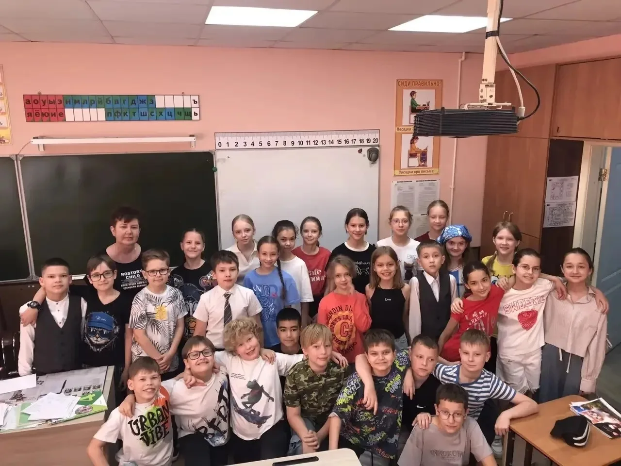 «День Непослушания»: весело, ярко, по‑домашнему! 🎉  22 мая в 4‑х классах прошёл «День Непослушания» 