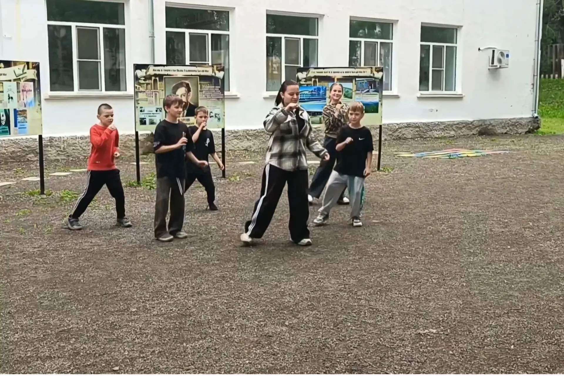 День в отряде «Хранители»!
Погода сегодня пыталась нас перехитрить, но у неё ничего не вышло! День п