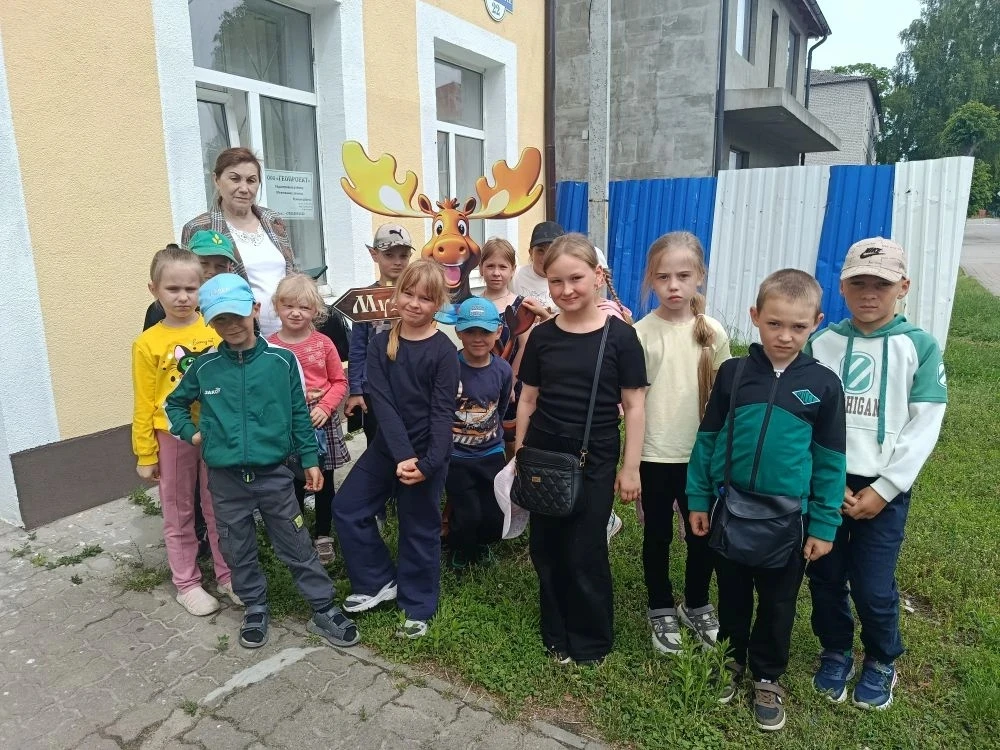 Погружение в историю: экскурсия в музей от Движения Первых 🏛️📜✨🎒🚌