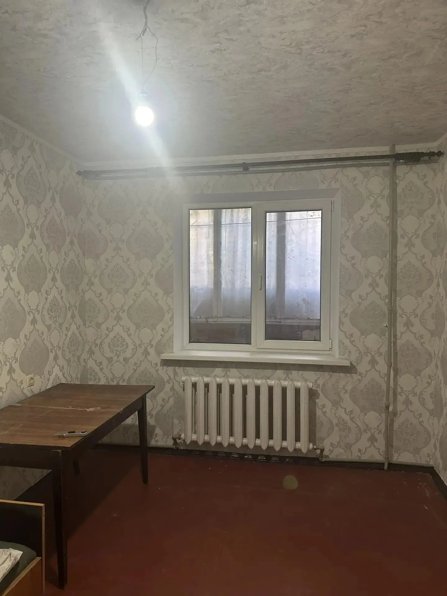 Новый объект! 
Горловка. Продам 2-комнатную квартиру ж/м "Строитель", ул. Жукова, 14, 1/9. Общая пло
