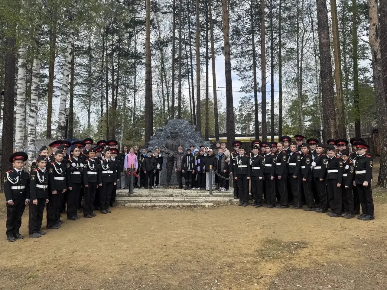 Наши обучающиеся вместе с ребятами из Шиткинской центральной детской библиотеки имени Зои Космодемья