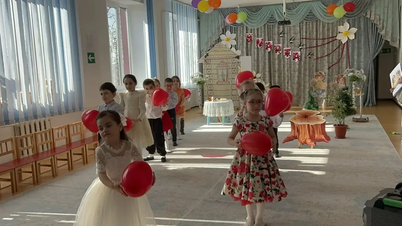 Международный женский день 8 Марта – праздник, который все любят и ждут, чтобы поздрави...