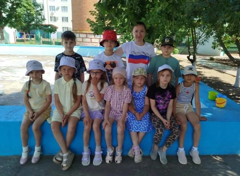 🗺"Путешествие по необычным столицам России": увлекательный квест для юных исследователей.🔎
🗓В пре