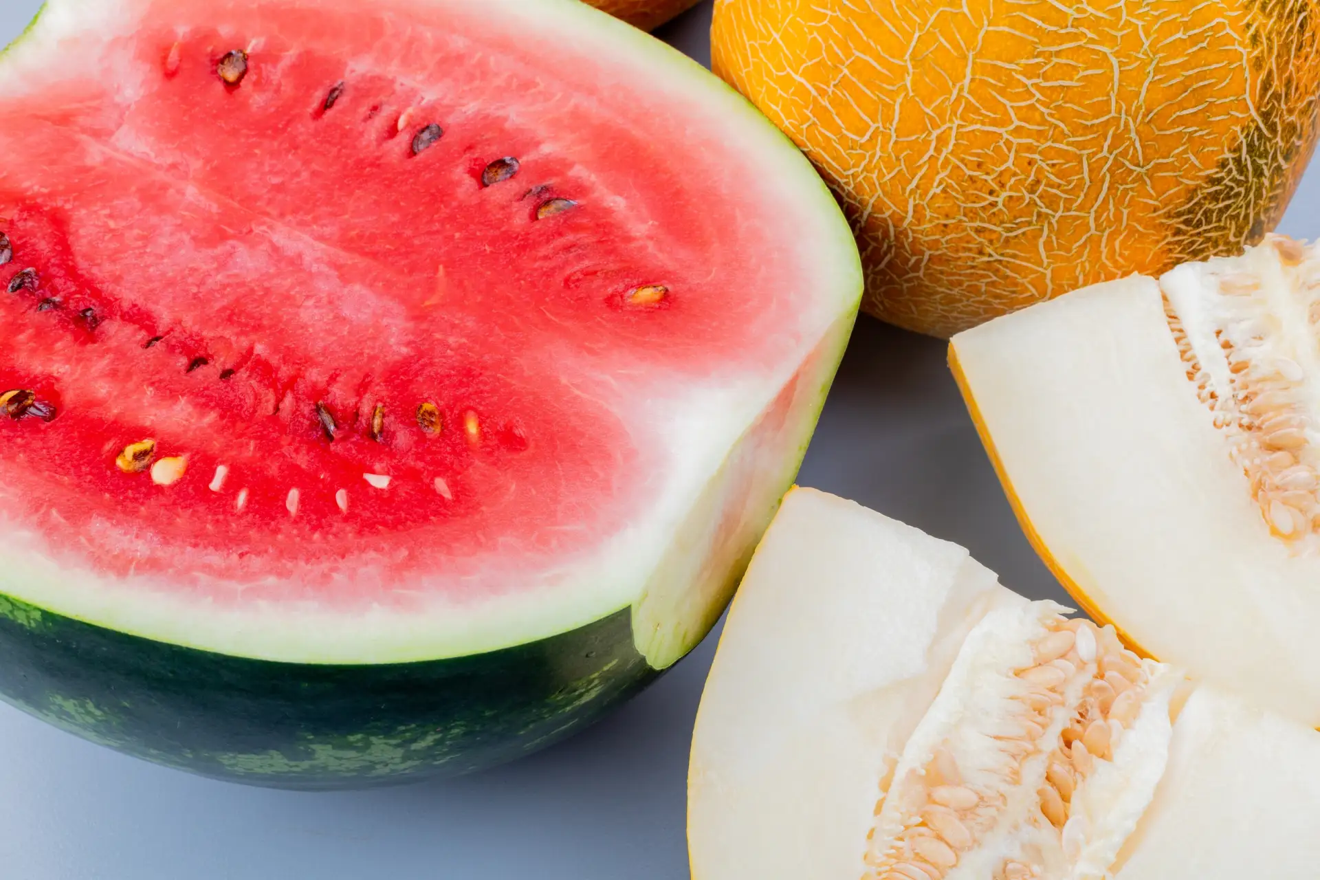 🍉 Арбузно-дынный батл: что выбрать?