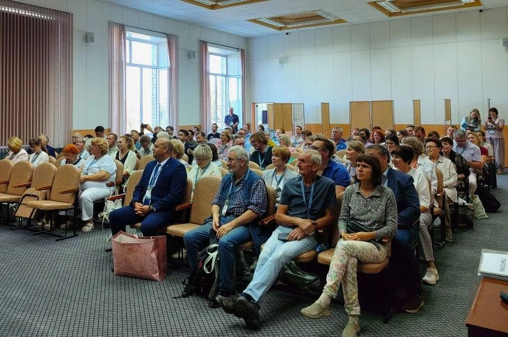 Научные сотрудники подведомственного Россельхознадзору ФГБУ «ВНИИКР» в г. Томске принял...