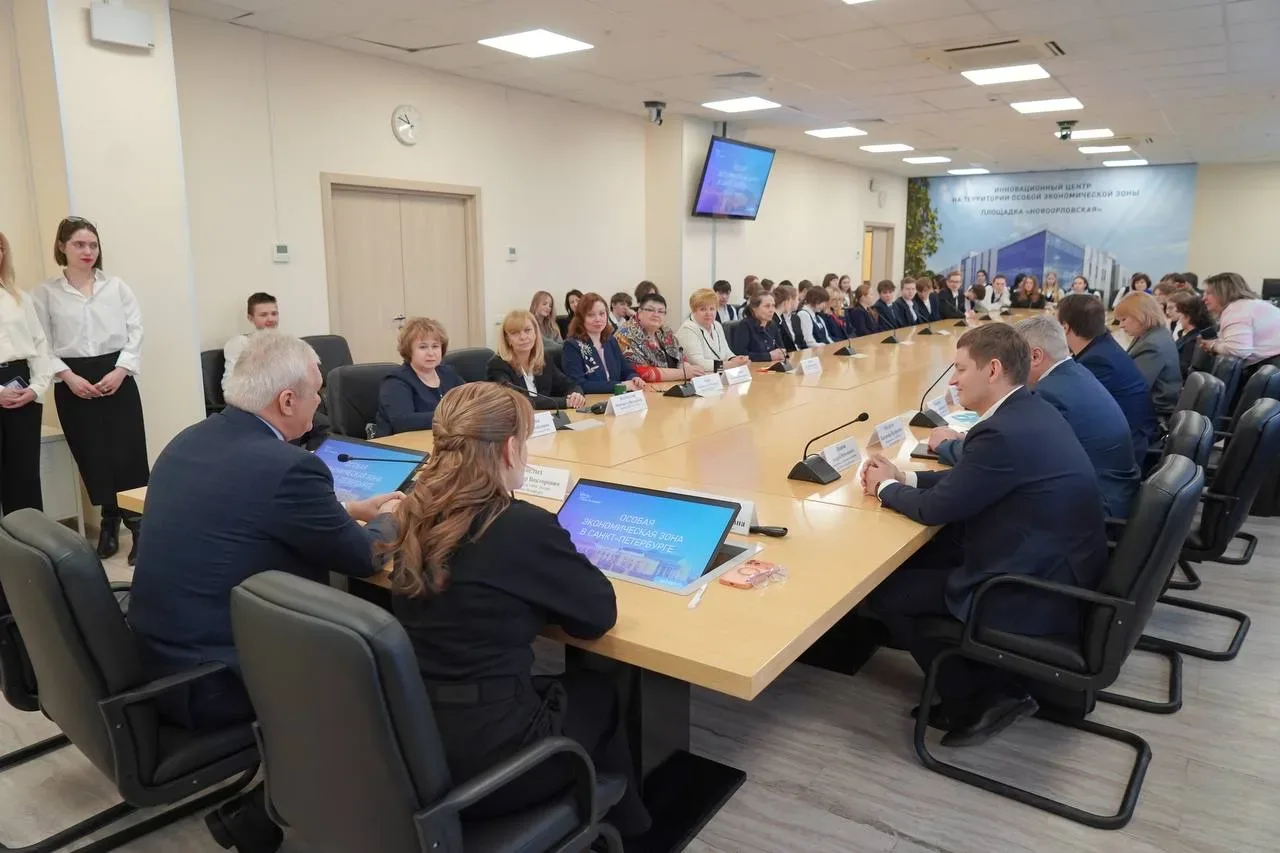 🎓 «Налоговый класс»: когда экономика и налоги — это не скучно, а очень перспективно!

Социально-эко