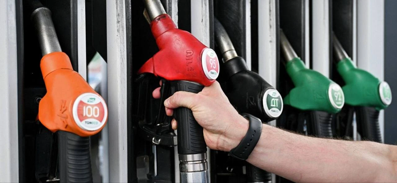 ⛽ Бензин на ряде АЗС в Тольятти подорожал до рекордных 124 рублей за литр