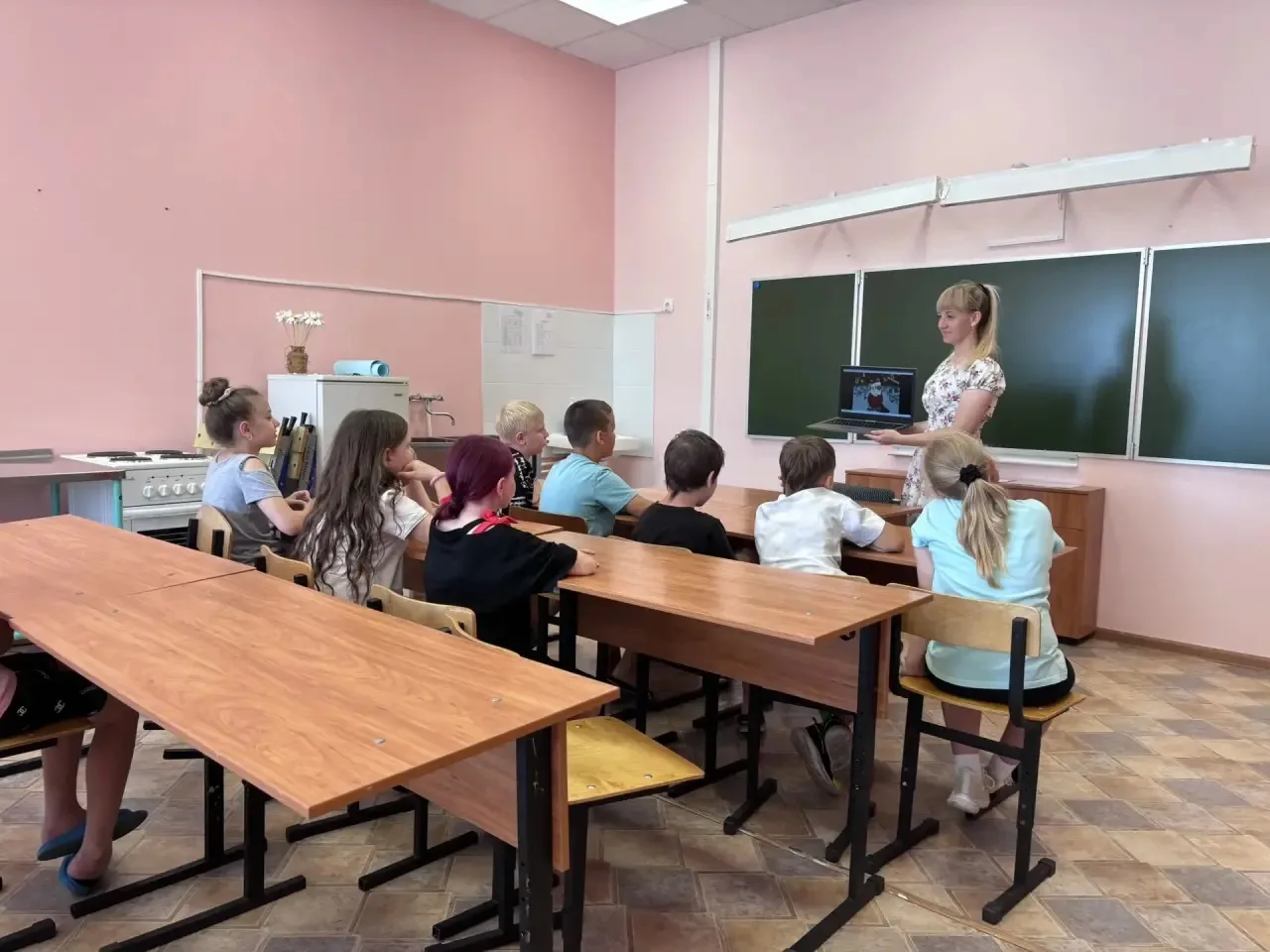 В заключительный день летней творческой смены прошло мероприятие «КиноДвиж» «Путешестви...