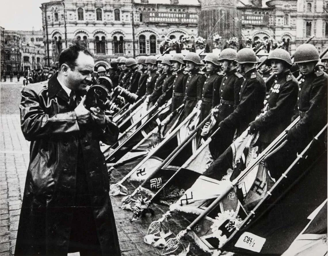 📸 История одной картонной коробки.  Сегодня мы выступили организаторами и привели в школу №2 особого