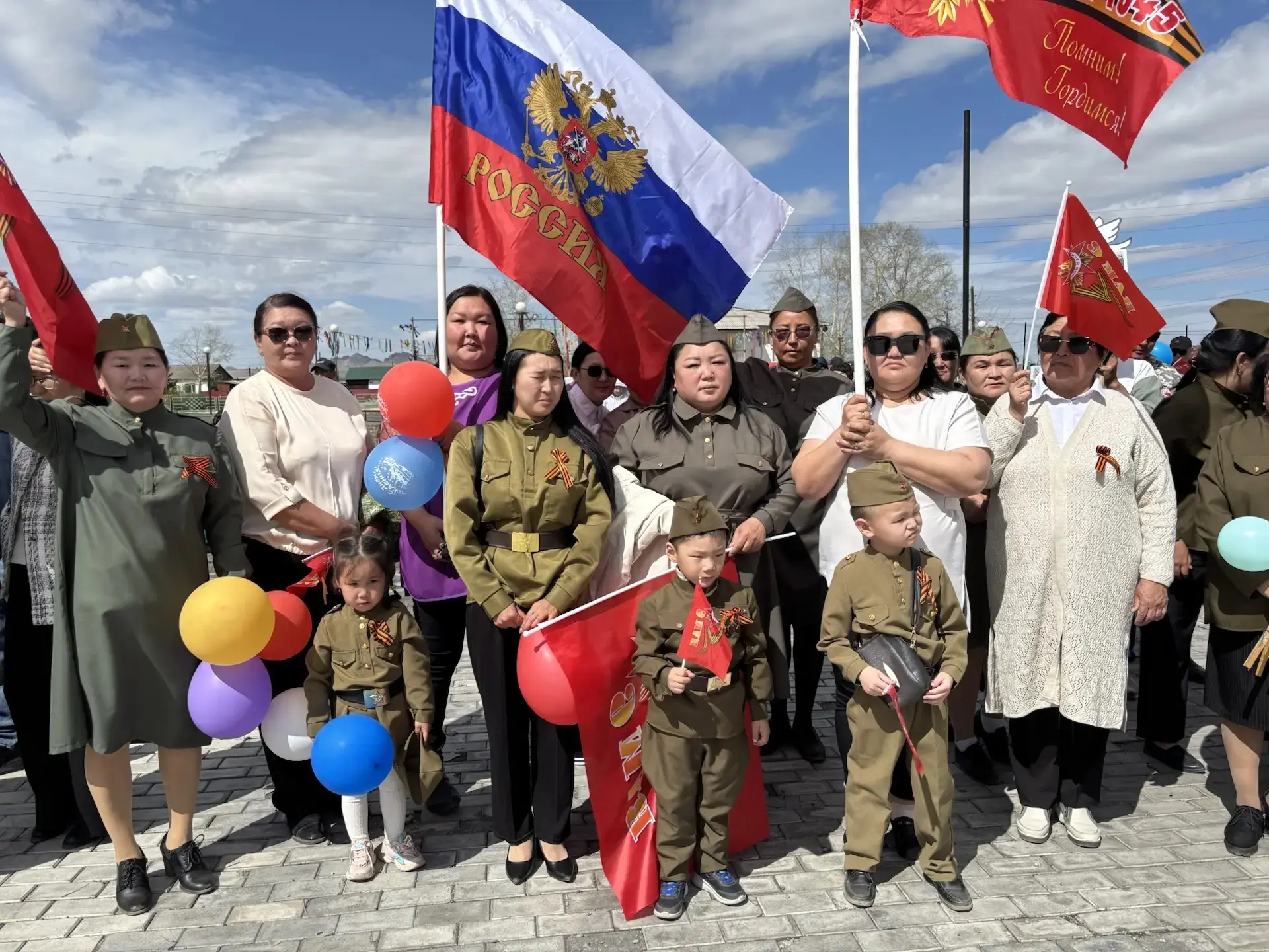 В этот прекрасный день, в день Великой Победы, наш коллектив с гордостью и трепетом при...
