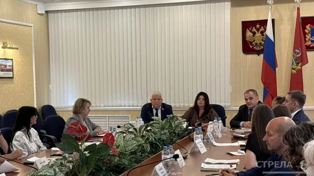 🔘В Брянске сегодня, 7 июля, прошел круглый стол, посвященный теме «Роль региональных т...