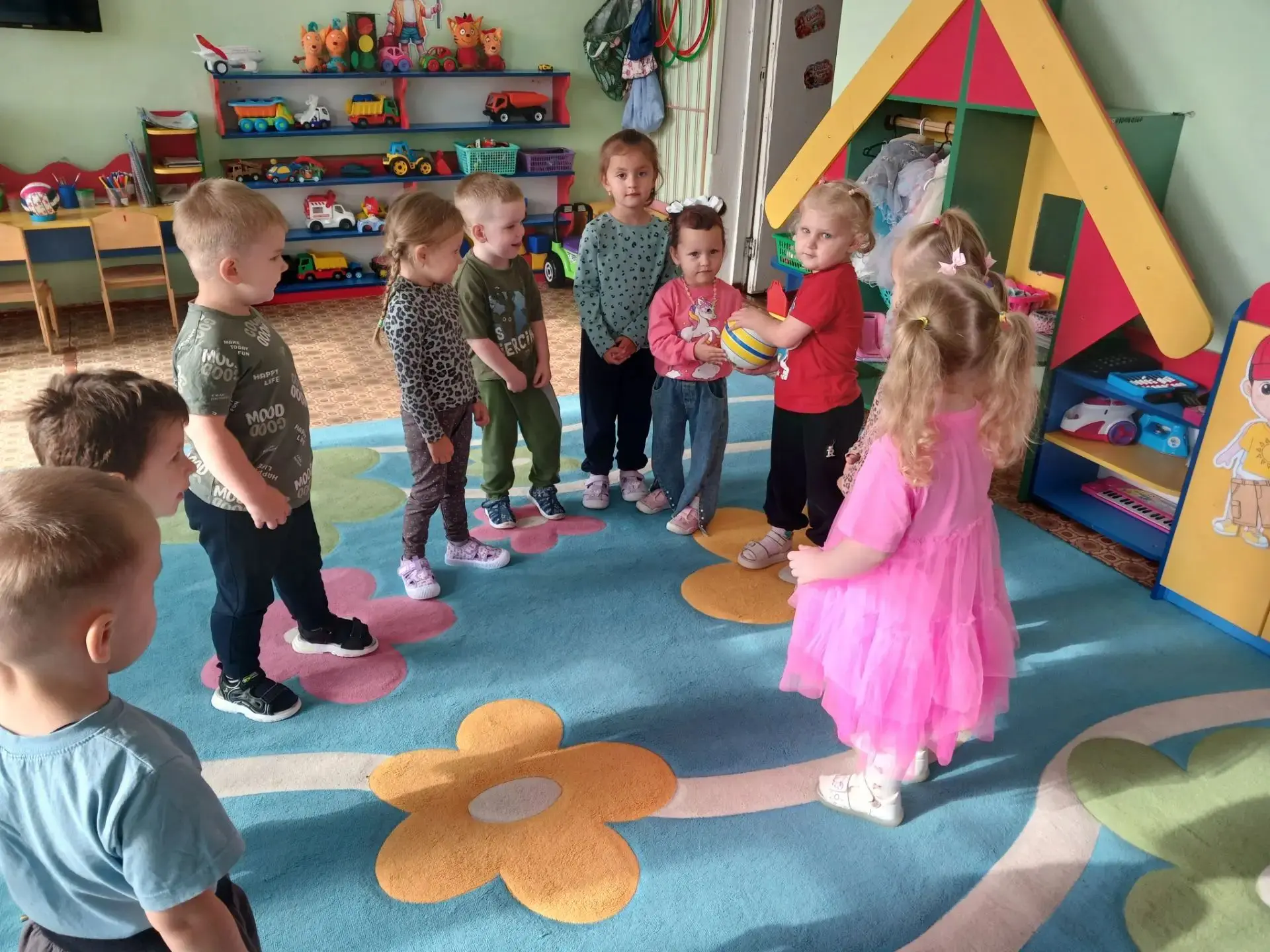"Мы лепили мячики — и играли от души!» 🎉
