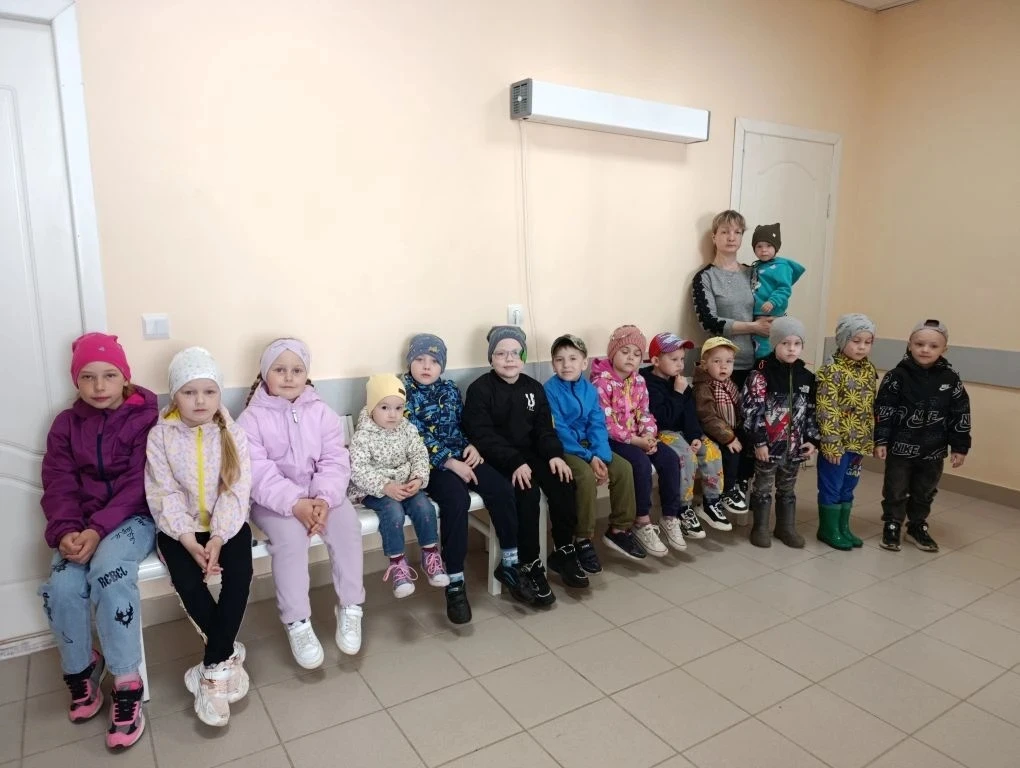 В рамках Всемирной недели иммунизации воспитанники отправились на экскурсию в местный ф...