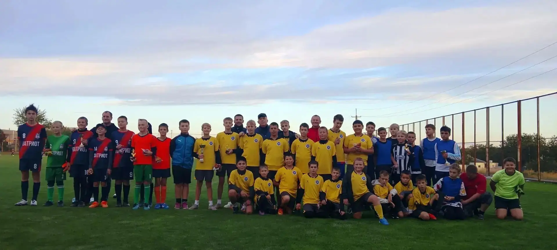 ⚽⚽⚽🏸В минувшие выходные на стадионе посёлка Новоприморский состоялся Кубок по мини-фут...
