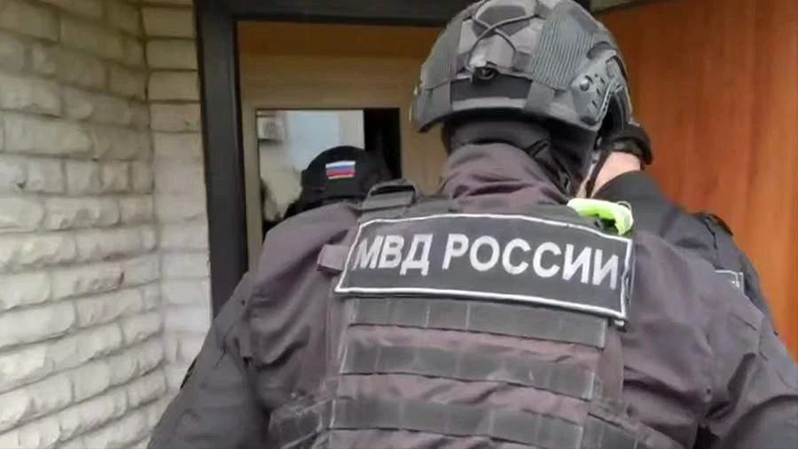 🚔 В Петербурге задержали пособников мошенников, похитивших 30 млн рублей

Под видом правоохранителе