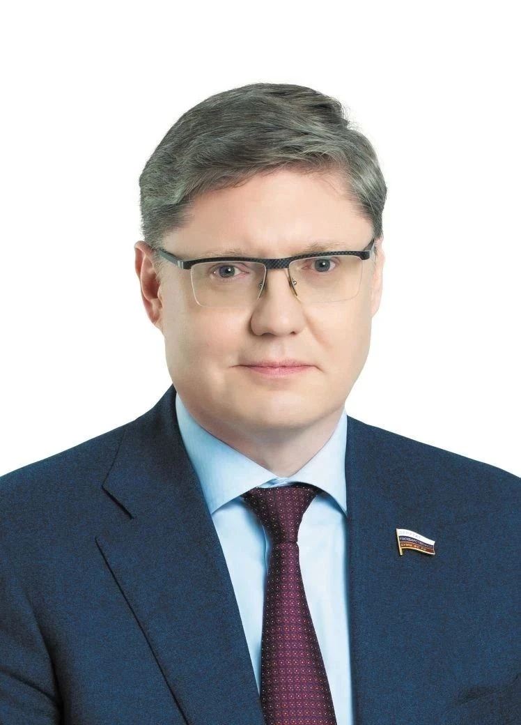 Депутат Госдумы от Удмуртии Андрей Исаев поздравил жителей региона с Днем России.