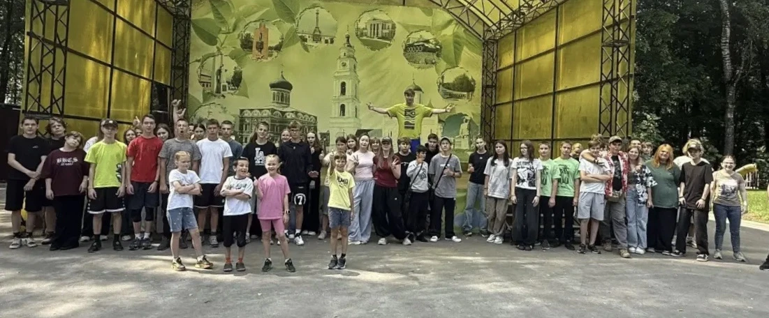 Мастер-класс по хип-хопу провели в Волоколамске

Бесплатное занятие прошло в городском парке. Его уч