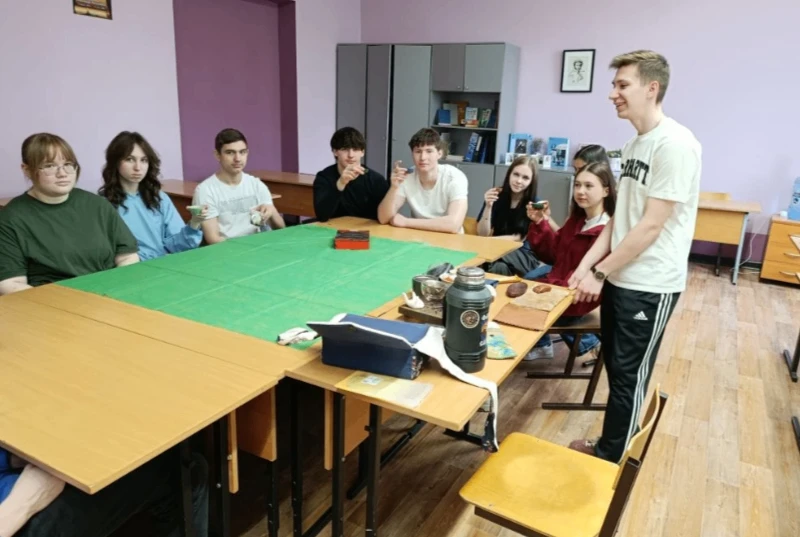 28 марта наша школа превратилась в настоящий уголок Китая, когда состоялся яркий и познавательный Де