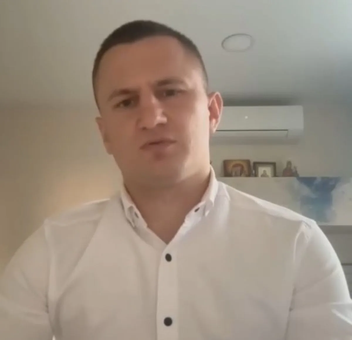 Когда шрифт становится статьёй: в Липецке спорят о деле волонтёра с татуировкой