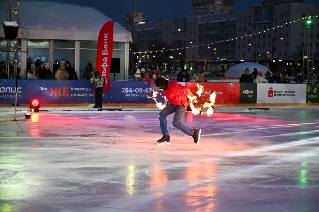 🔥Профессиональных фигуристов и жителей города ждет новогодний сюрприз от Чемпиона мира и Европы, пр