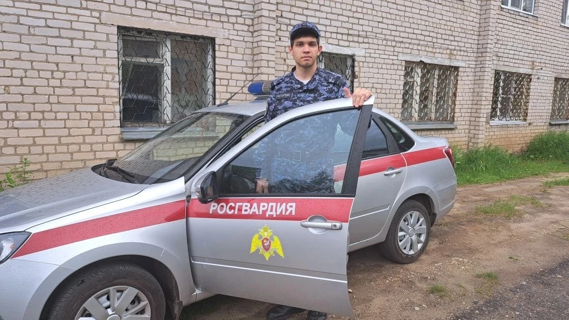 Работа на селе: житель с.Айкино при помощи кадрового центра "Работа России" трудоустрои...