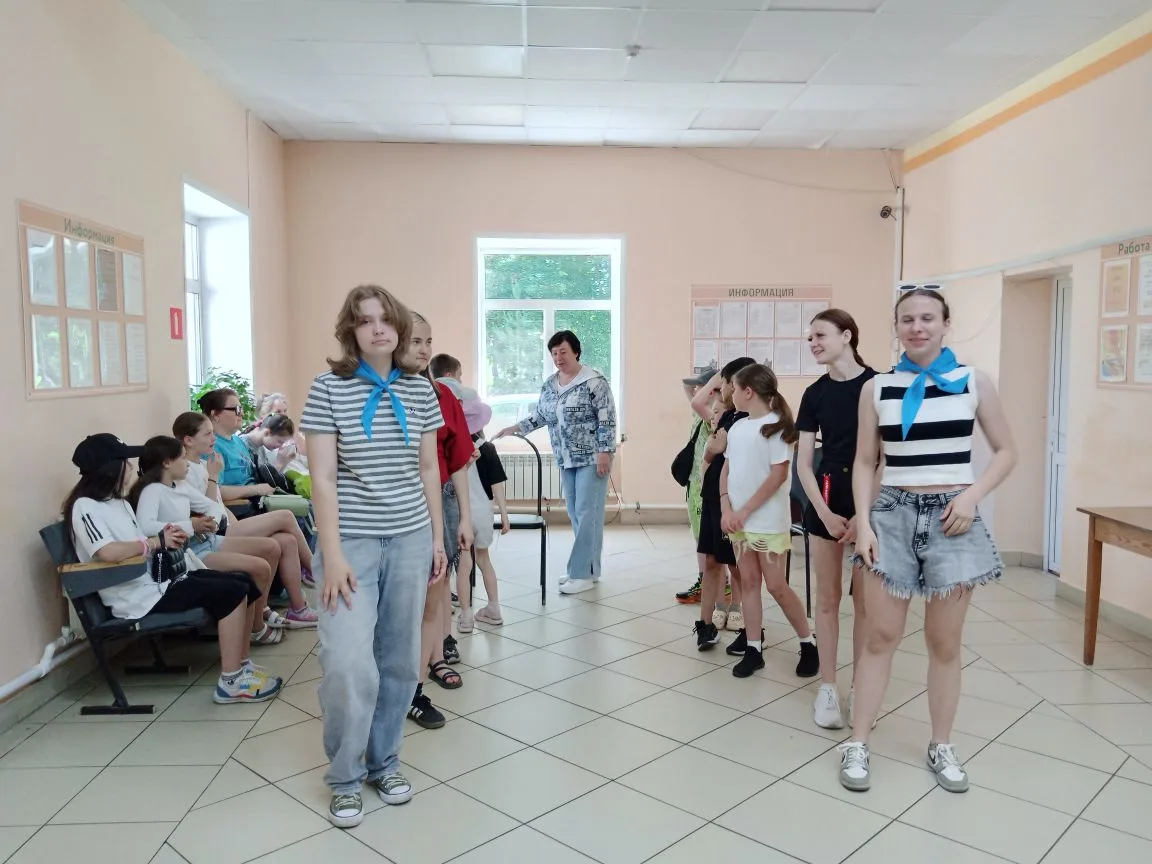 8 июня работники Дома культуры провели спортивную эстафету «Весёлые старты» с лагерем дневного пребы