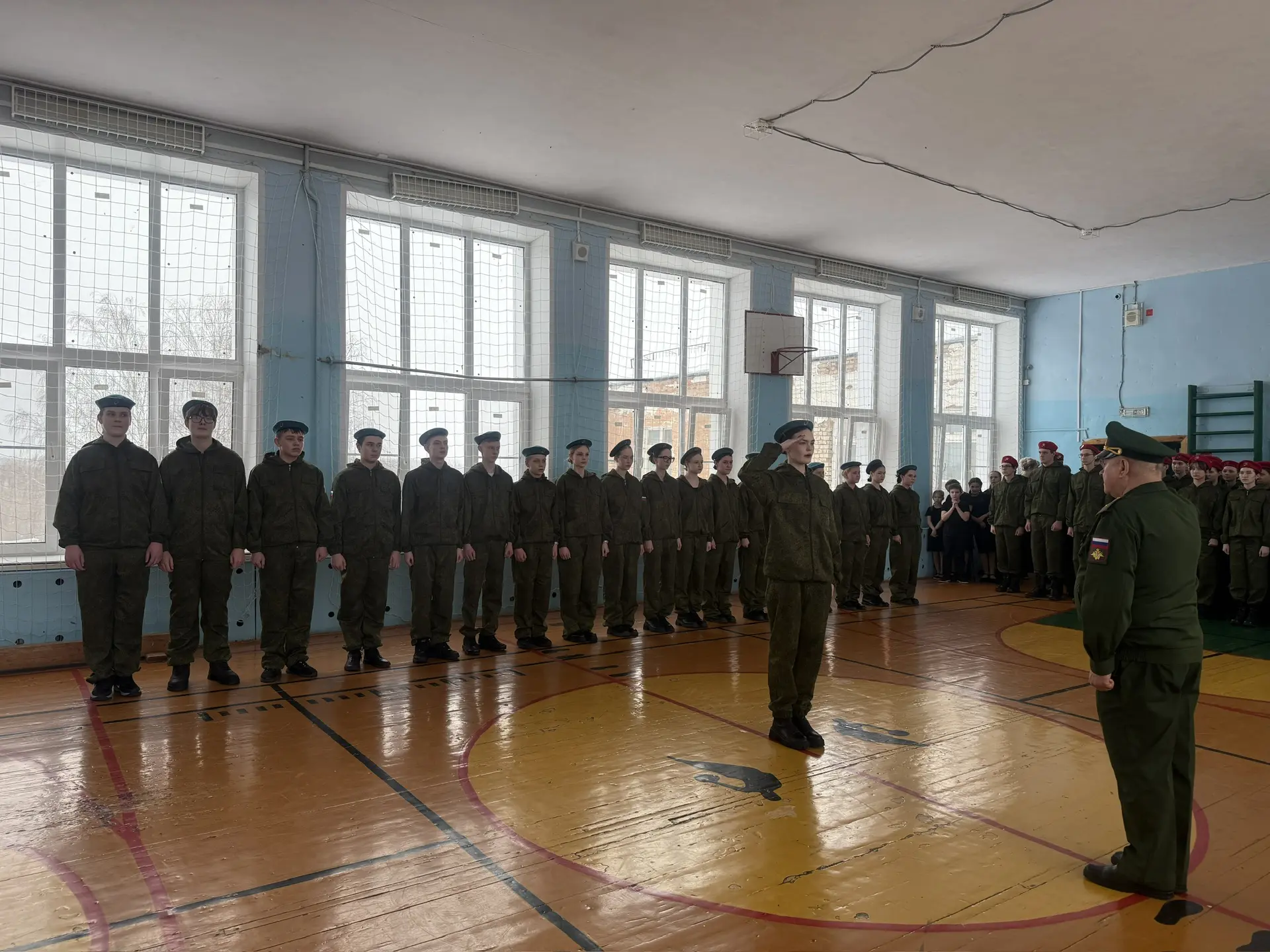 🔥В нашей школе прошел смотр строя и песни «Будущие воины»  Сегодня наша школа стала местом настоящег