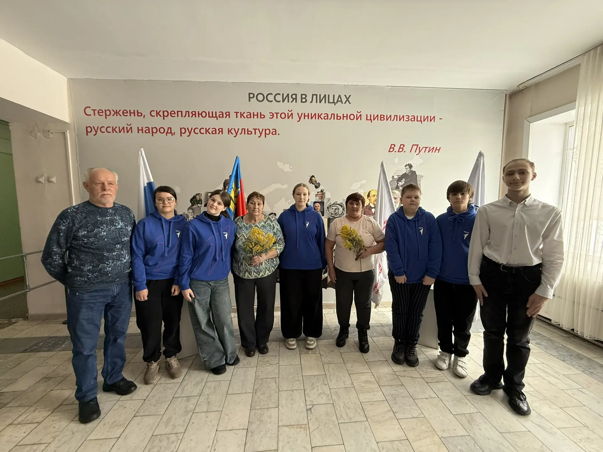 «Февромарт» в школе № 1 : Праздник для всех поколений ✨  В нашей школе прошел удивительный праздник 