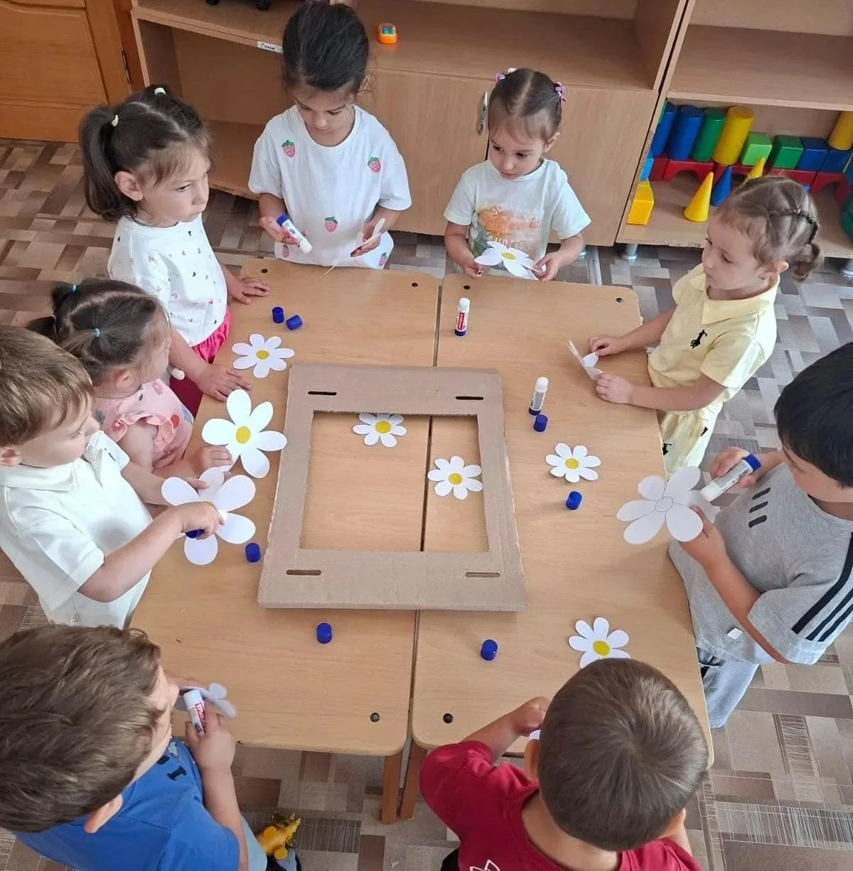 🌸🎉 Наши малыши поздравляют всех с замечательным праздником — Днем семьи, любви и верн...