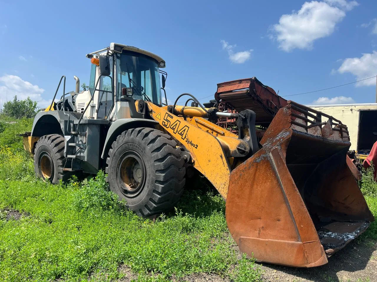 🚚 Продаётся: Фронтальный погрузчик Liebherr L 544