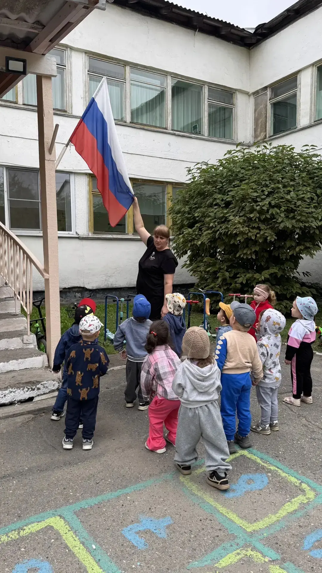 20 августа, малыши из группы Вишенка, знакомились с государственным символом России. Ре...